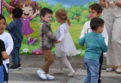 Начало на една вълшебна година  - Изображение 9
